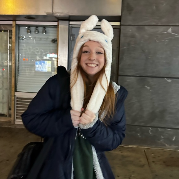 Meet your Posher, Quinn - Picture 4 of 8